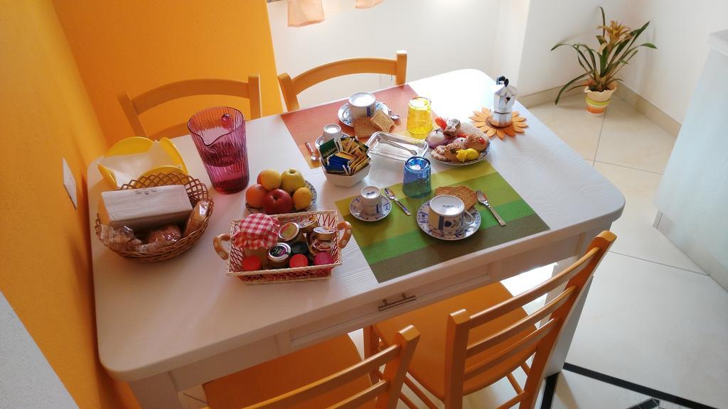 B&B Sa Zodia Guest House Bitti Buitenkant foto