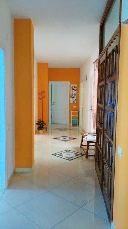 B&B Sa Zodia Guest House Bitti Buitenkant foto