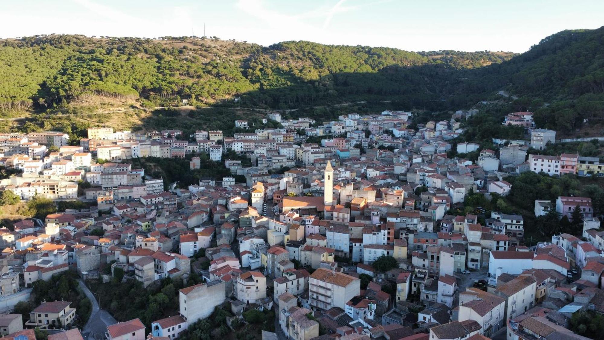 B&B Sa Zodia Guest House Bitti Buitenkant foto