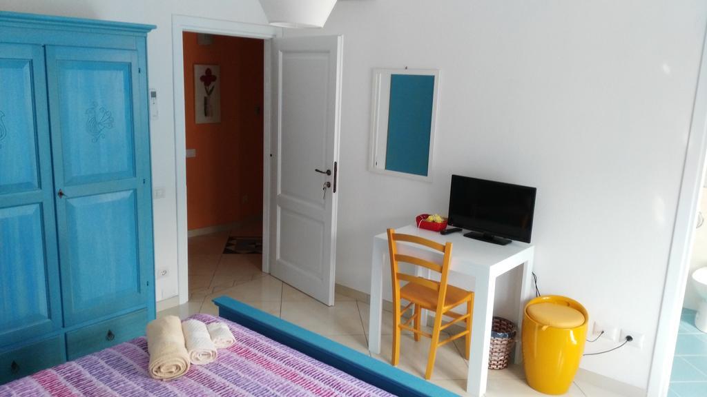 B&B Sa Zodia Guest House Bitti Buitenkant foto
